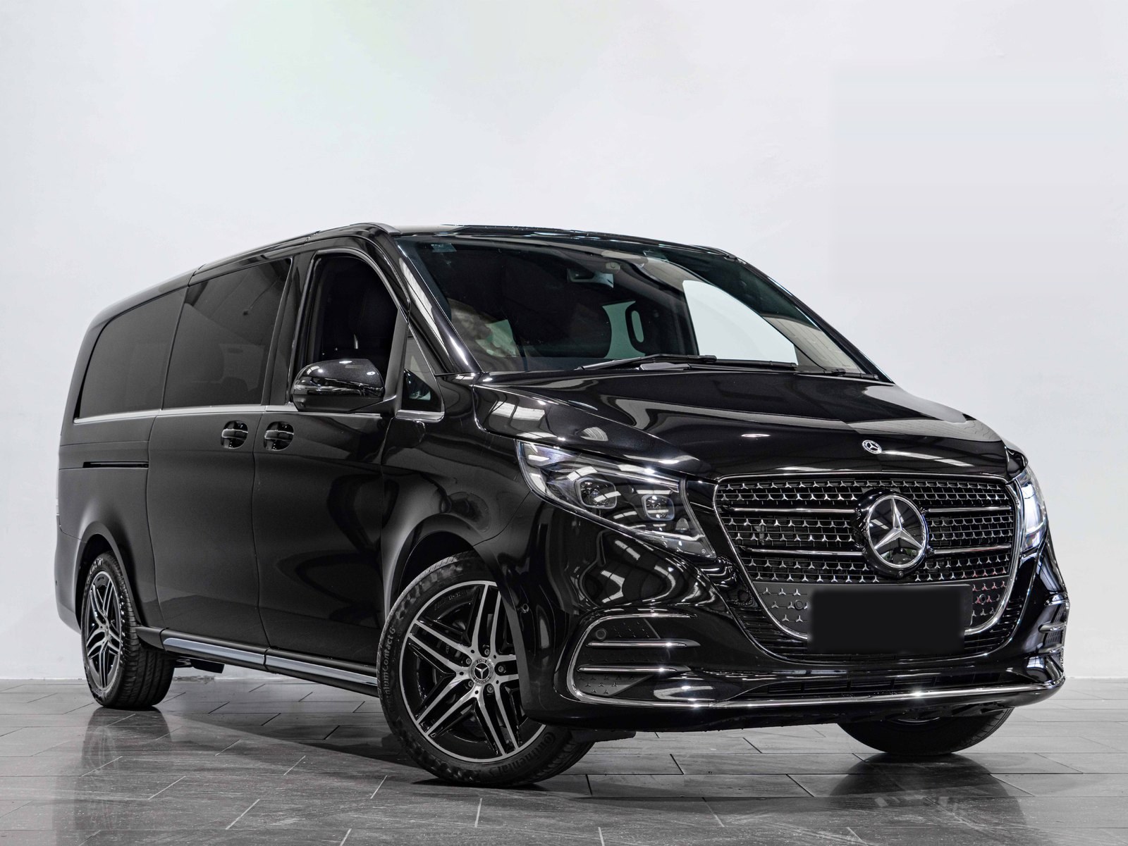 Mercedes-Benz Classe V Pack AMG · van VIP AURUM (jusqu'à 7 passagers)